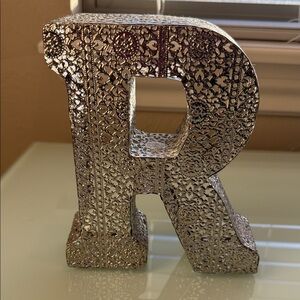 Decorative Silver Letter 'R' Sculpture